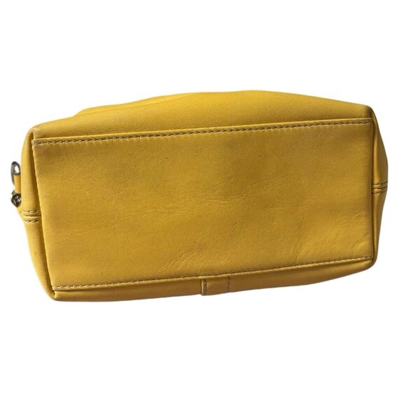 Vtg Coach Leatherware Mini Bag Mute Yellow Leather Baguette Y2K - Picture 4 of 8